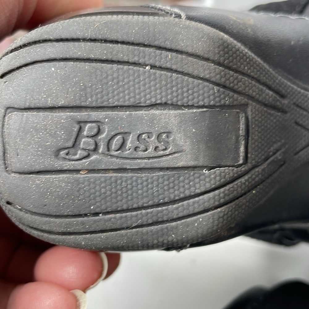 G.H. Bass & Co. | Tebow|Leather | Black |  Buckled | Slip-On Clogs/Mules |Size 9 - Picture 11 of 16